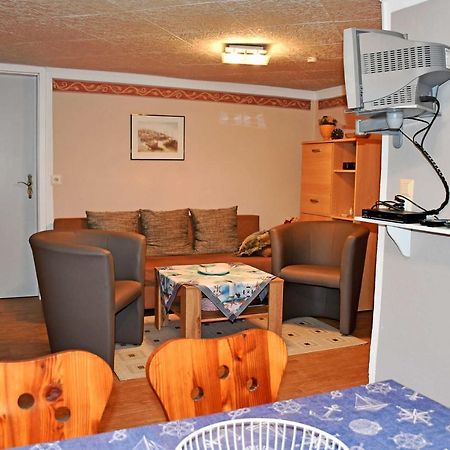 Ferienhaus Fam_ Lemke 베르겐 아우프 뤼겐 외부 사진